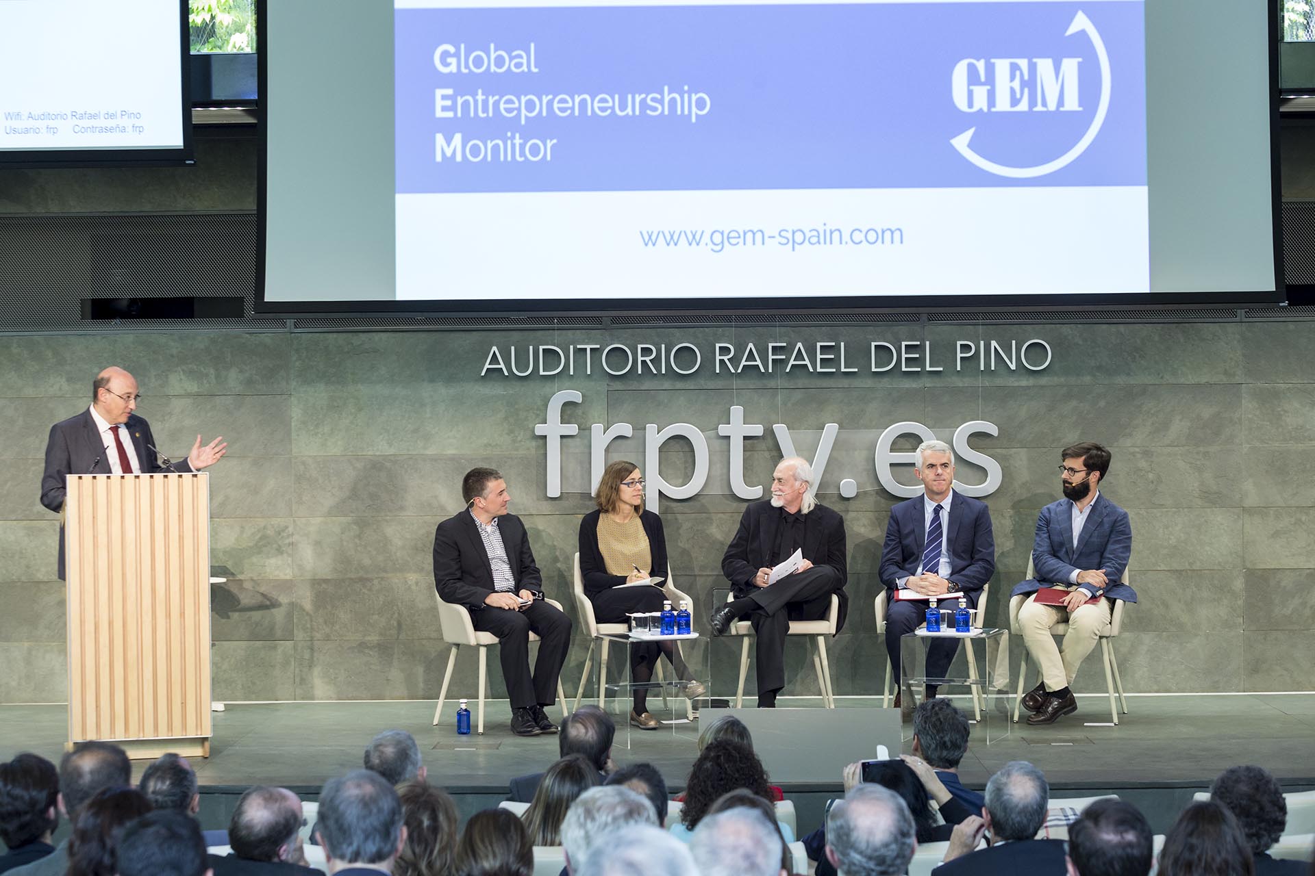 Global Entrepreneurship Monitor. Informe GEM España 2016