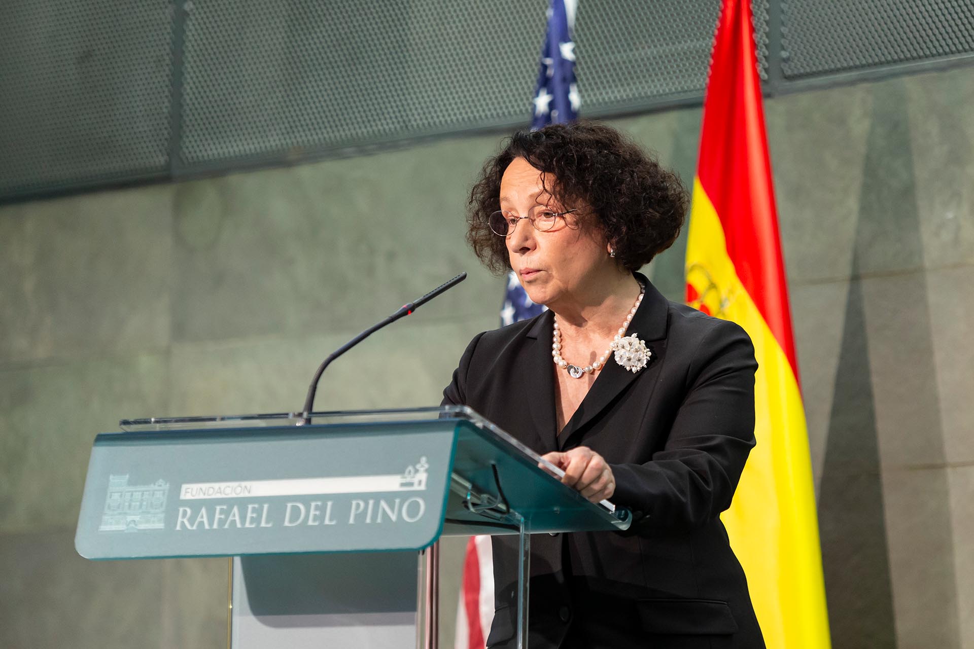Democratic values in the age of disinformation. Ana Palacio