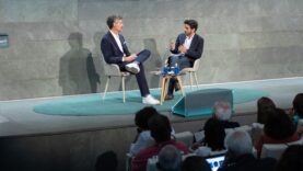 Diálogo entre Víctor Lapuente y David Mejía