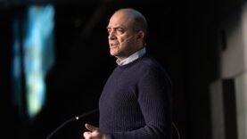 Artificial intelligence and innovation