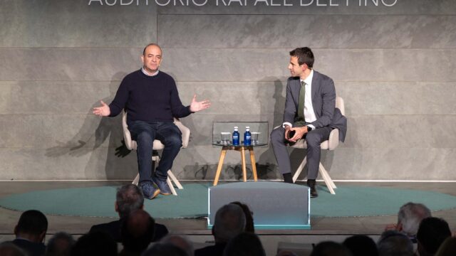 Diálogo entre Omar Hatamleh y Álvaro Martínez Higes