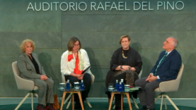 Dialogue between Consuelo Martínez- Sicluna, Adelaida Sagarra, Julio Henche and Ana Zabía de la Mata