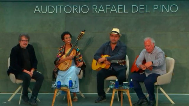 Dialogue between Fabiola Méndez, Faustino Núñez, Santiago Pozo, Marcelino Mirayes, Omar Santiago Fuentes, and Jorge Magaz.