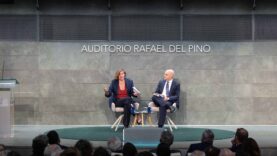 A conversation between Mariana Mazzucato and Borja Santos