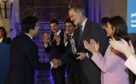 Felipe VI presents Javier García with the National Award for Research in Technology Transfer