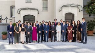 Becarios de excelencia Rafael del Pino 2026