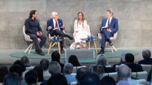 A discussion between Juan María Nin, María José Sánchez Yago, José Luis Vázquez and Vicente J. Montes Gan (moderator)