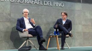 Diálogo entre Michael Ignatieff y Francisco Beltrán