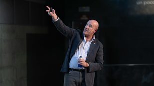 Conferencia Magistral de Mauro Guillén
